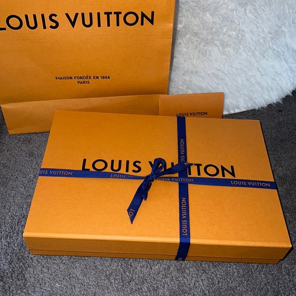 NWT Louis Vuitton BB Bandeau - Picture 3 of 12